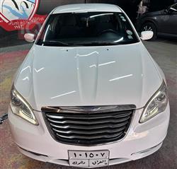 كرايسلر 200